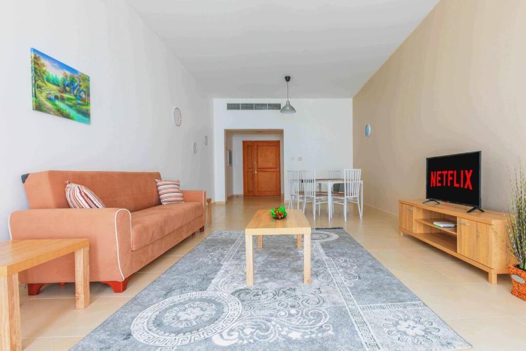 Best 2 Bedroom Apartment Beach Front Abu Dhabi Luaran gambar